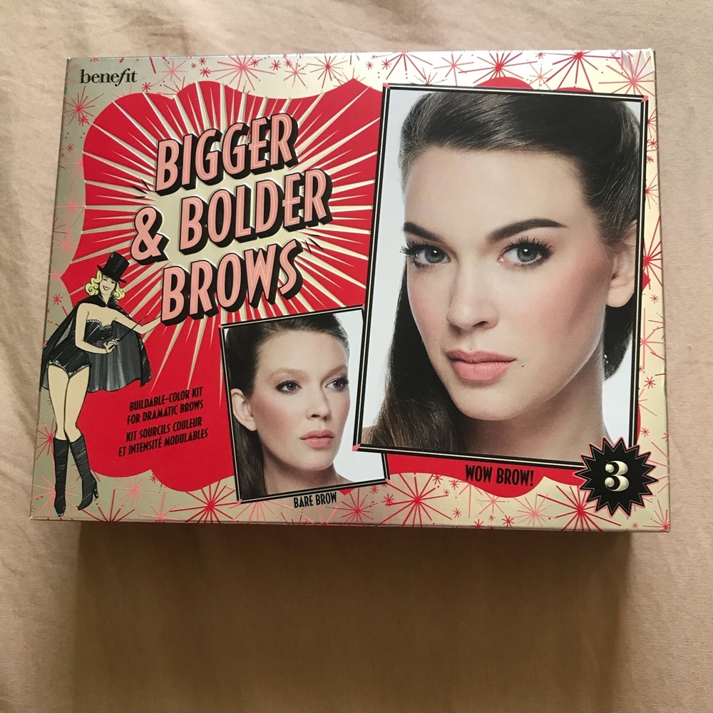 A eyebrow kit color medium brown 3